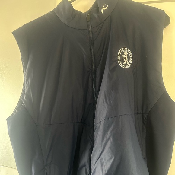 Golf vest - Picture 2 of 2